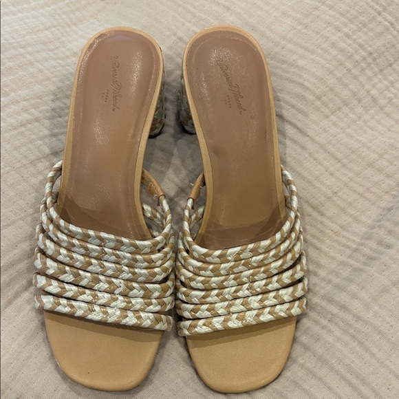 Universal Thread Shoes - Universal Thread Woven Tan and Cream Mules. Size 7.5